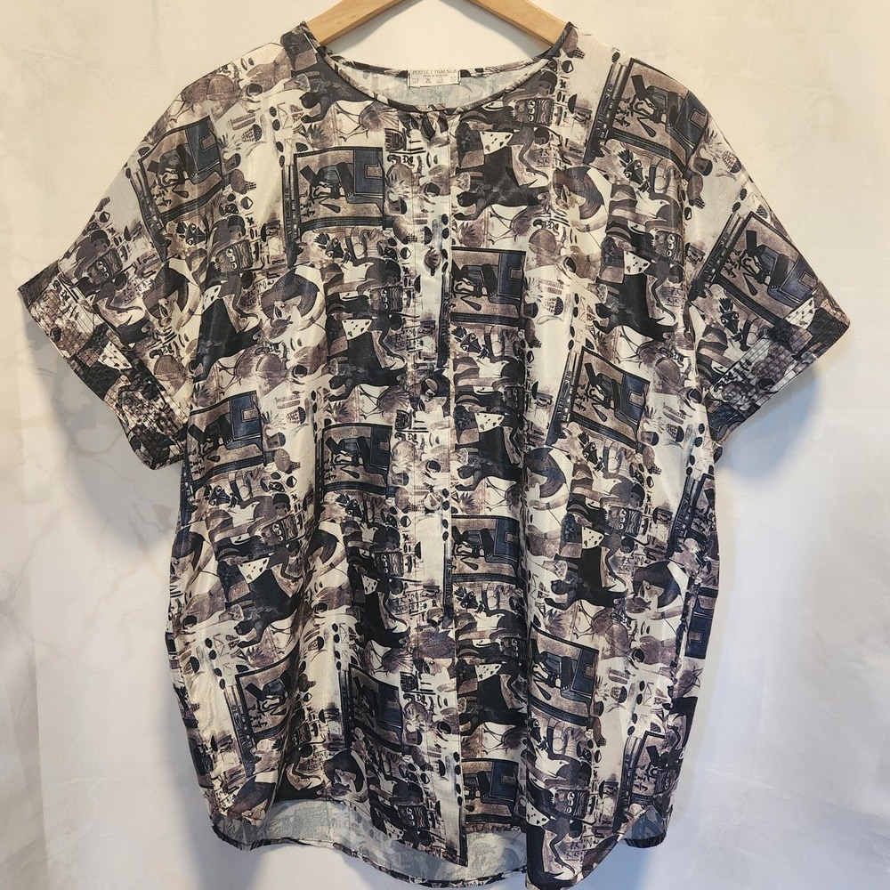 Perfect‎ Thai Silk Button Up Blouse Women's M/L Egyptian Pattern Short Sleeve